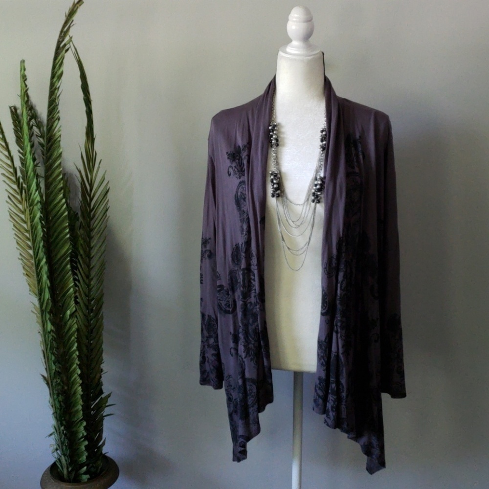 Cato gray waterfall open front cardigan with black print and shawl collar